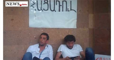Armenian activist continues his hunger strike in Yerevan`s Liberty Square